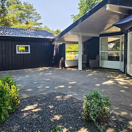 Stunning In Oksbol With Sauna Casa vacanze *